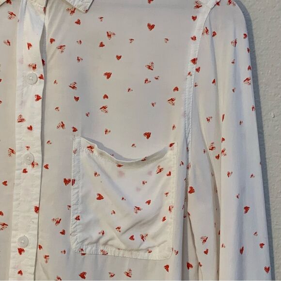 BEACH LUNCH LOUNGE Heart Button Up Shirt SP White Red Heart Pattern Long Sleeve. - Picture 4 of 9